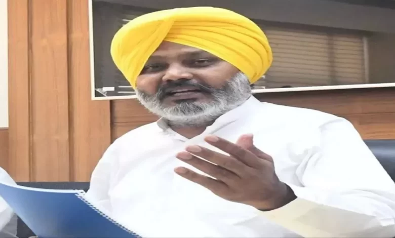 वित्त मंत्री ने राज्य के स्कूलों के लिए किए बड़े ऐलान