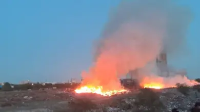 सेक्टर-32 स्थित डंपिंग ग्राउंड में लगी आग बुधवार को भी नहीं बुझ पाई