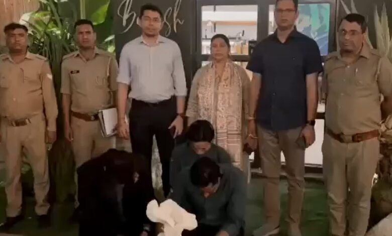 "बुराश रेस्टोरेन्ट" में परोसी जा रही अवैध शराब, आबकारी विभाग और पुलिस छापा, रेस्टोरेंट मैनेजर समेत चार गिरफ्तार