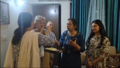 UPSC TOPPER: नोएडा की रहने वाली वरदाह खान ने यूपीएससी की परीक्षा में 18वां स्थान हासिल किया