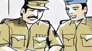 लापता चल रहे हिस्ट्रीशीटरों को खोजने के अभियान में पुलिस ने हिस्ट्रीशीटर दरोगा को भी खोज लिया
