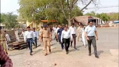 यूपी के मुख्य निर्वाचन अधिकारी ने किया निरीक्षण, मंडी समिति में ईवीएम की सुरक्षा देखी, सीसीटीवी कंट्रोल रूम भी देखा