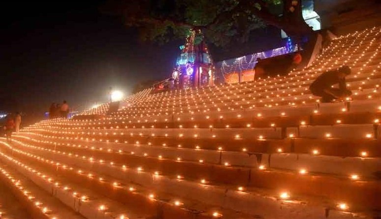 15 नवंबर को काशी में मनाई जाएगी दिव्य देव दीपावली