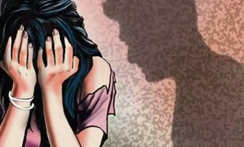 बैंककर्मी ने शादी का झांसा देकर दुष्कर्म करने का आरोप लगाया