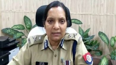 उत्तर प्रदेश,नोएडा: नोएडा पुलिस कमिश्नर का बड़ा एक्शन, ACP को किया सस्पेंड, DCP को नोटिस